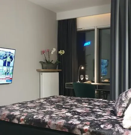 Towarowa Milionowa Dwa 39 Poznan