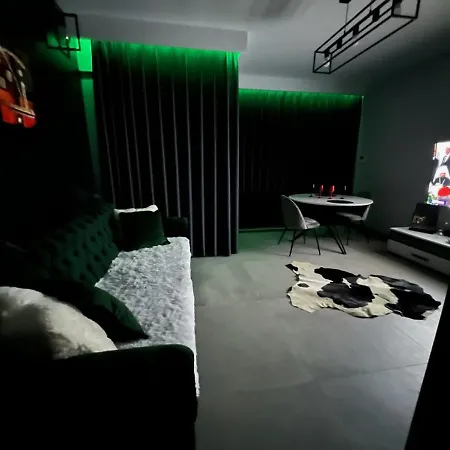 Apartamento Towarowa Milionowa Dwa 39 *